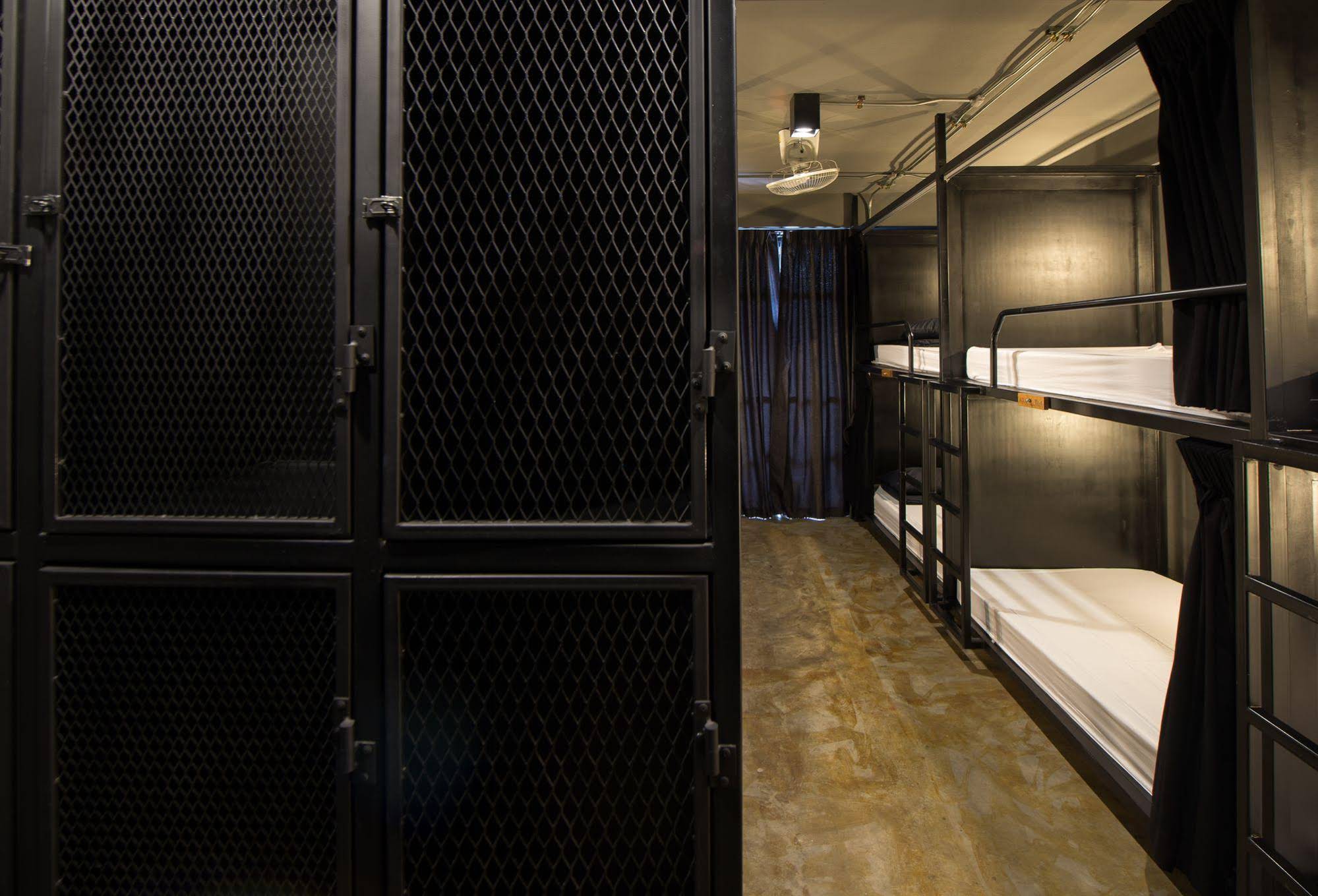 Box Hostel n Cafe Chiang Mai