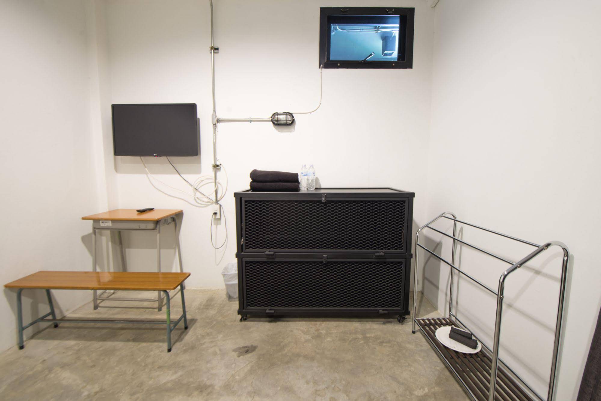 Box Hostel n Cafe Chiang Mai