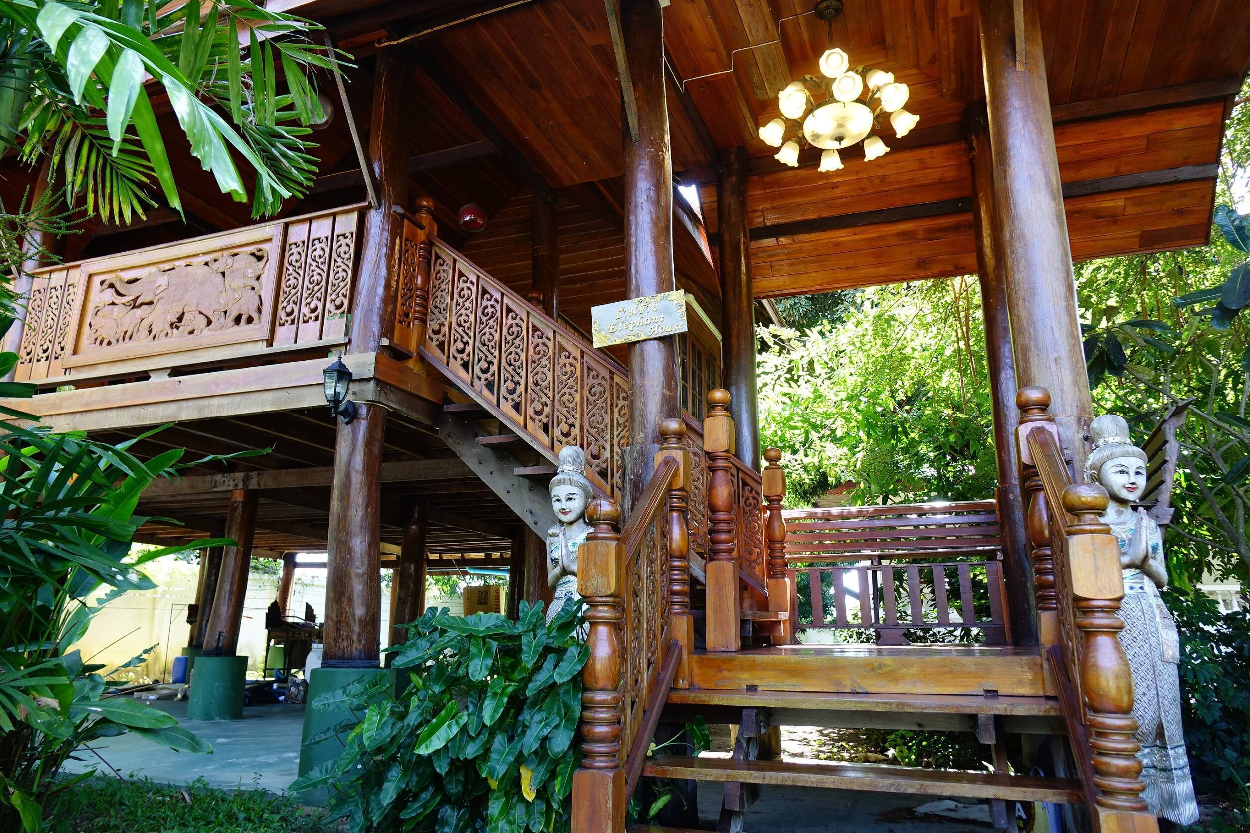 Capital O923 Elephant At Baan Tawai