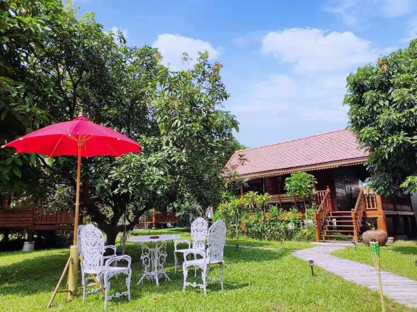 Capital O923 Elephant At Baan Tawai