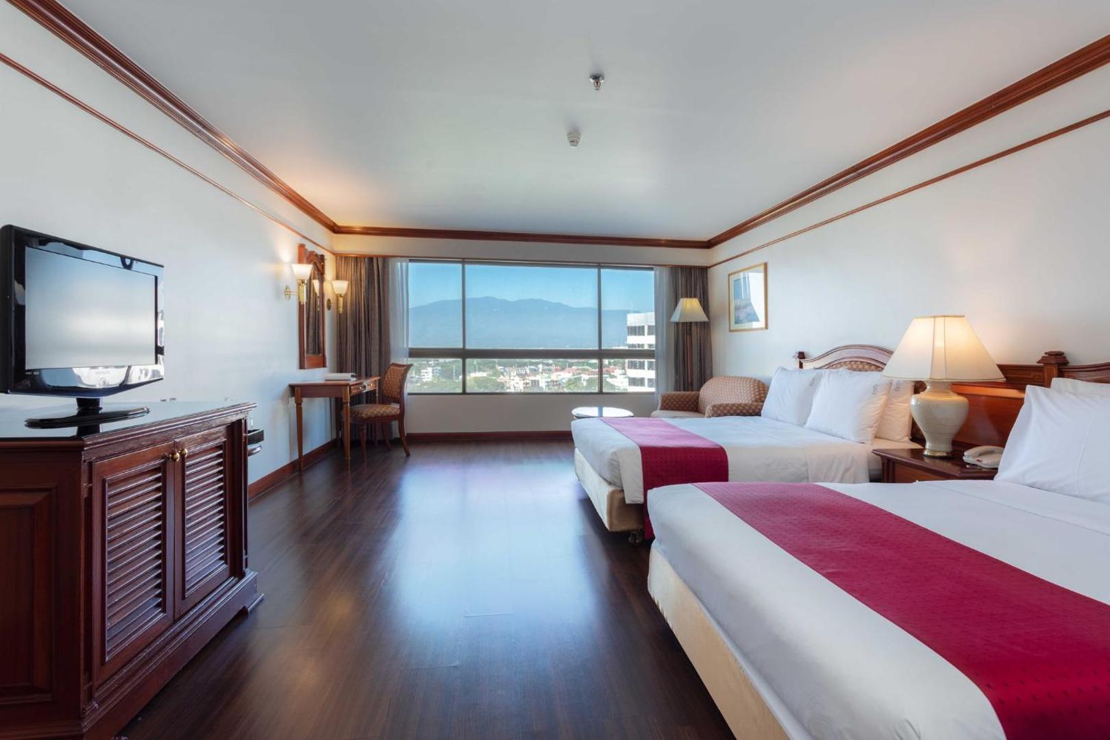 Centara Riverside Hotel Chiang Mai