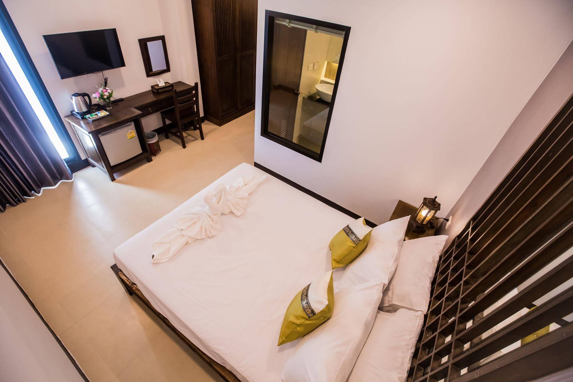 C Hotel Boutique And Comfort