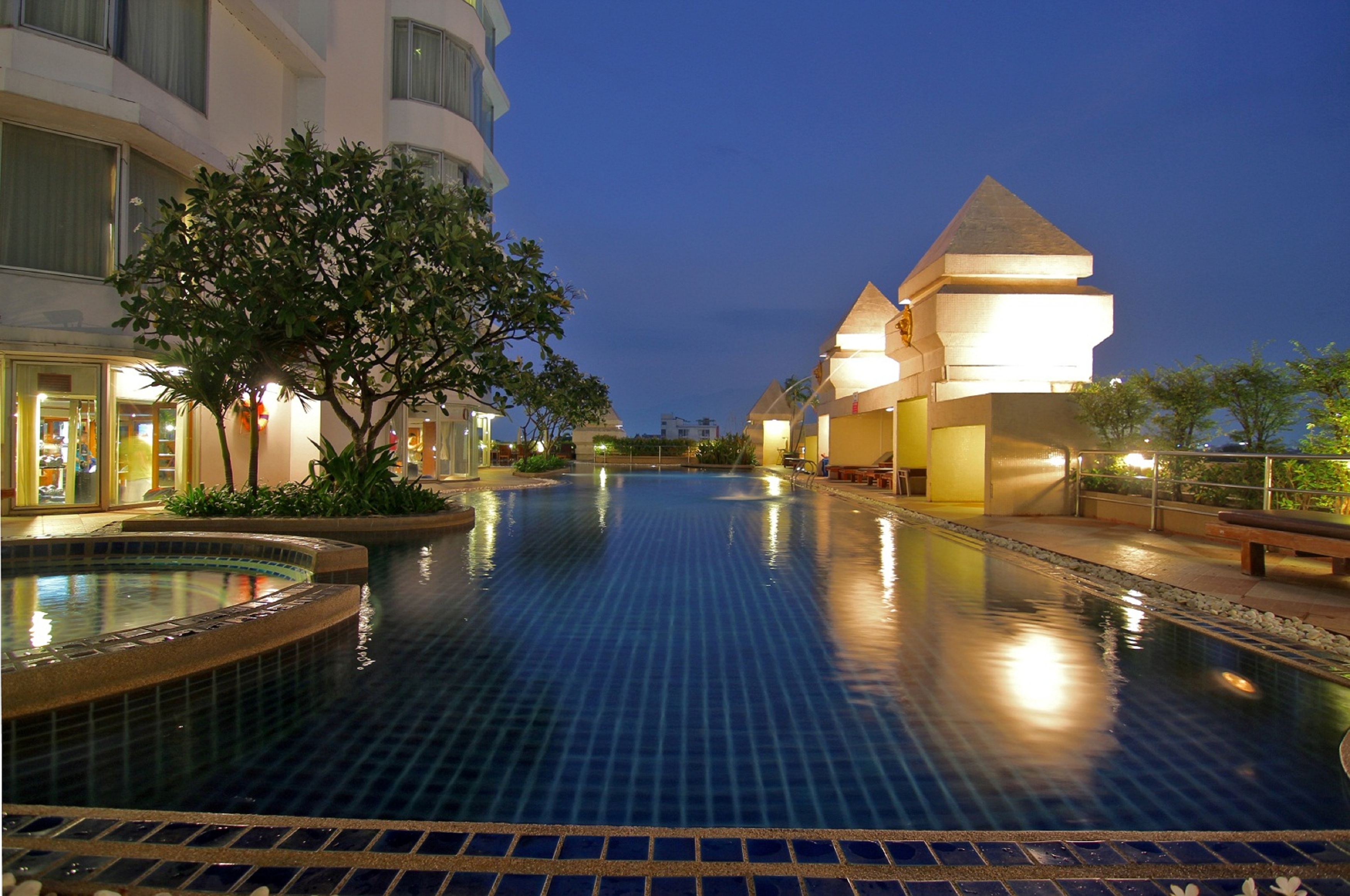 Duangtawan Hotel
