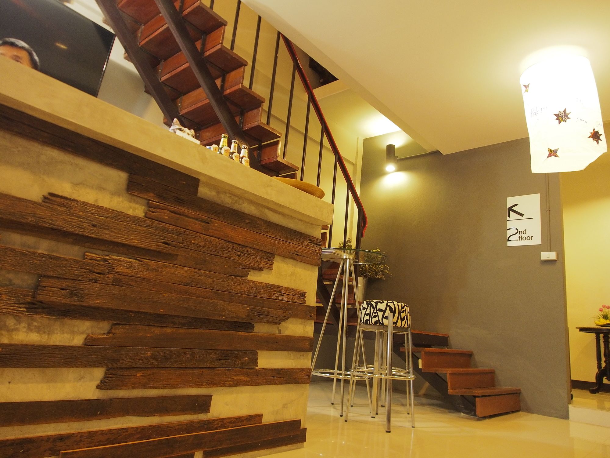 Eden Walking Street Hostel