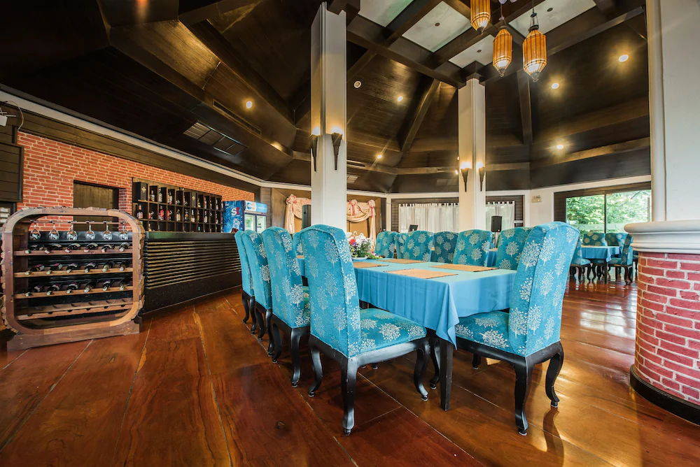Gassan Khuntan Golf & Spa