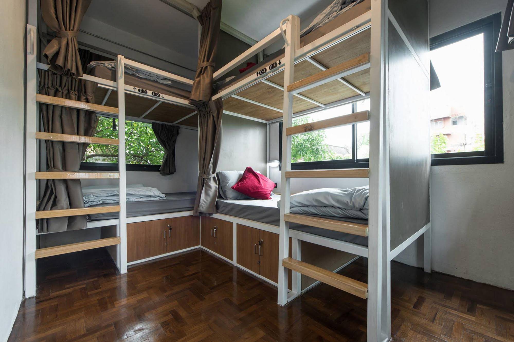 Haus Hostel