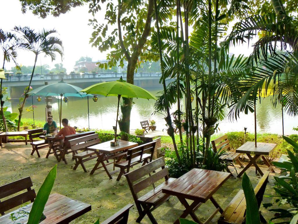 Hollanda Montri Guesthouse