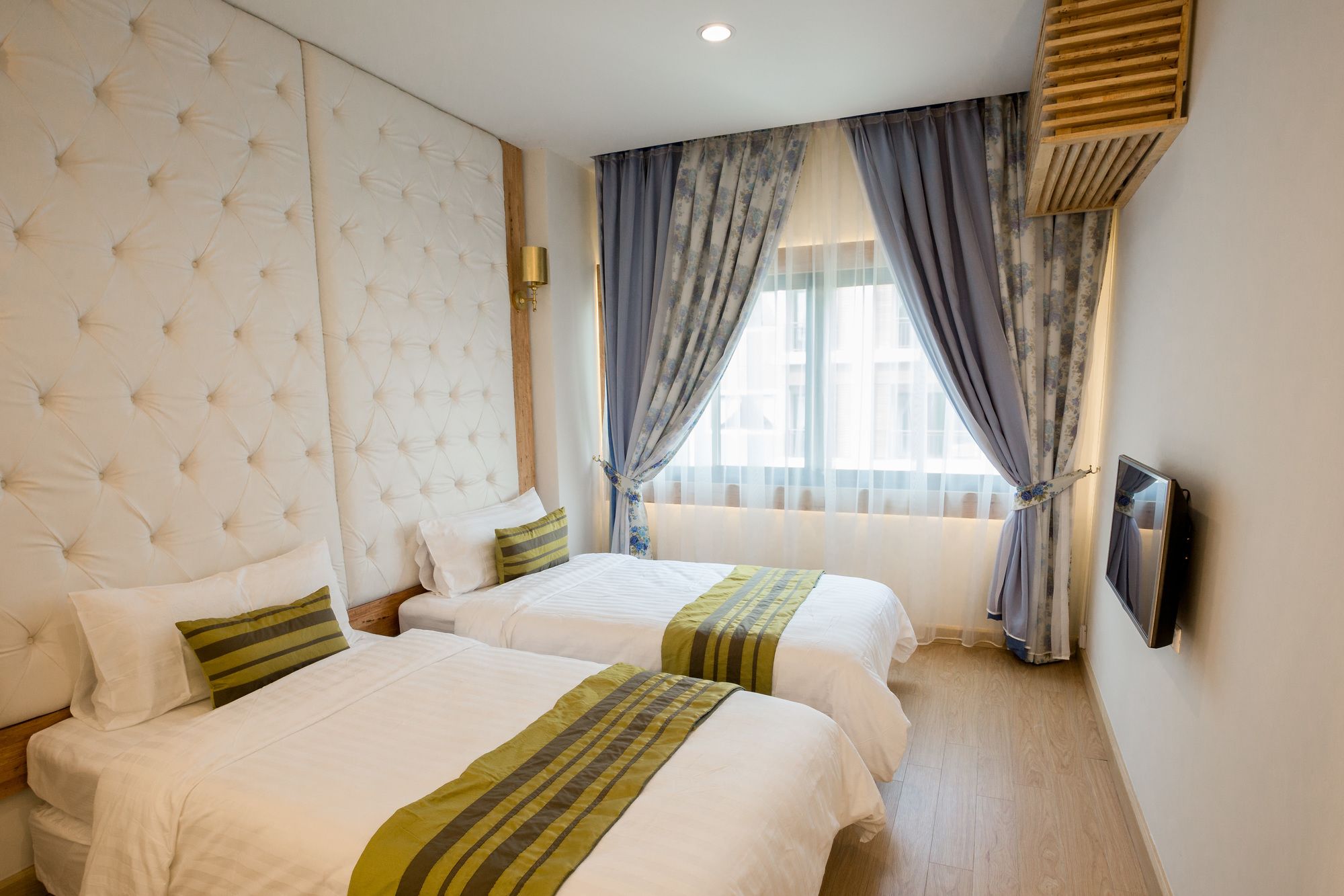 Icheck Inn Trams Square Chiang Mai