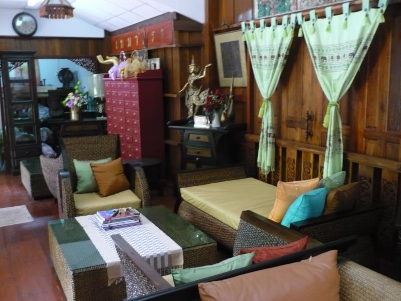 Khemapira Beds & Breakfast