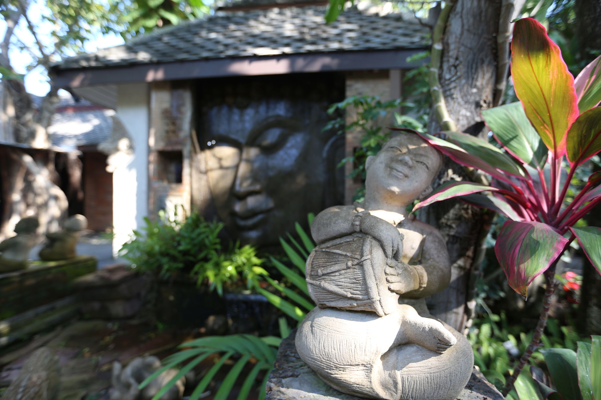 Laan Mai Fai Chang Resort
