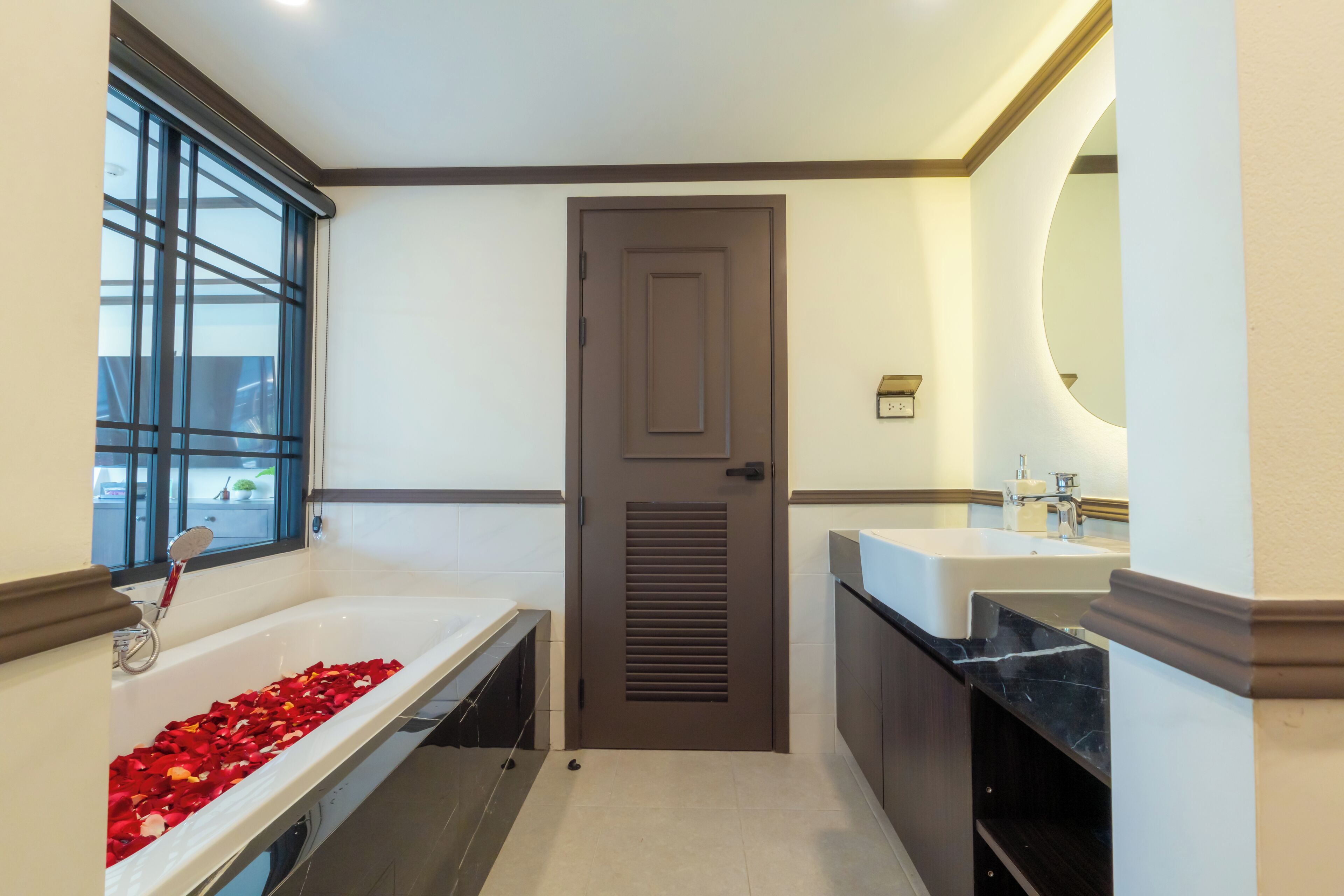 Le Ville Lanna Bouqitue Hotel