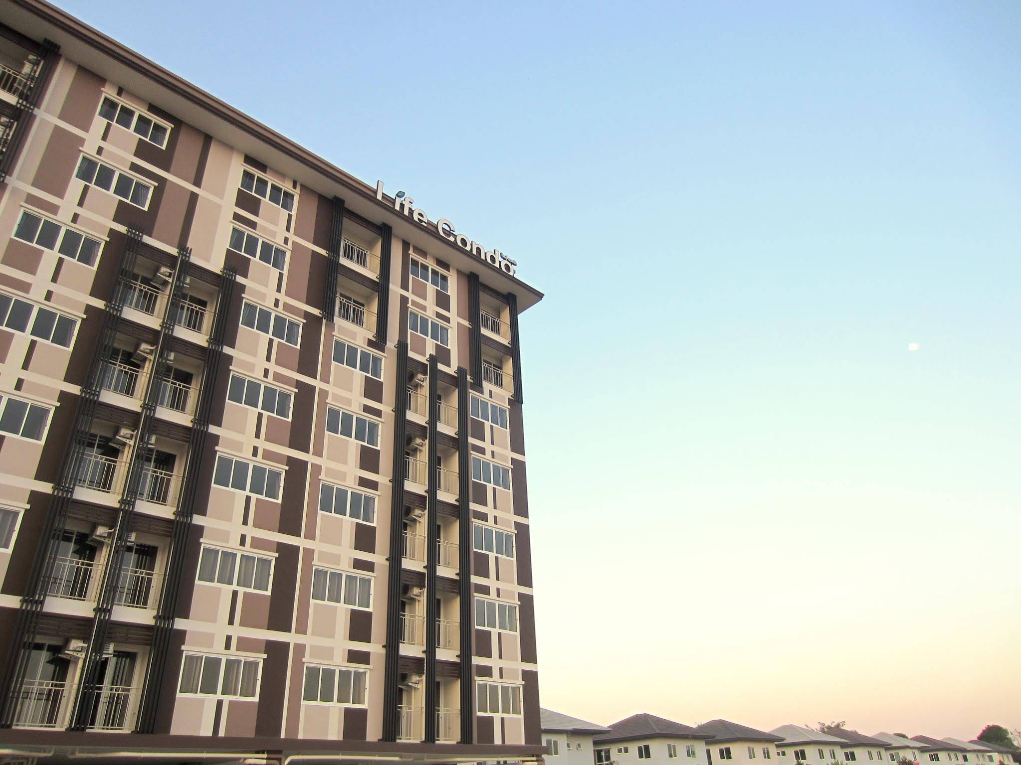 Life Grand Hotel