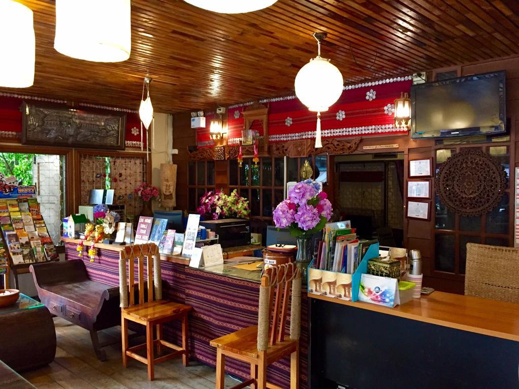 Log Home Boutique