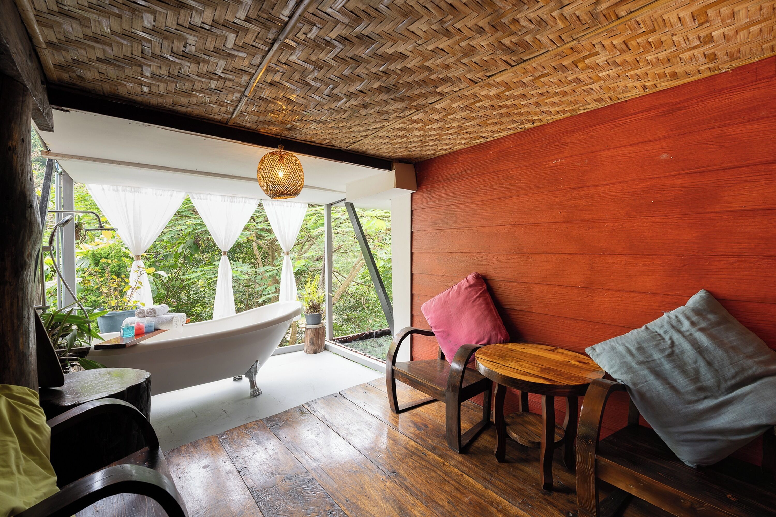 Monruamsuk Homestay Cafe And Bistro