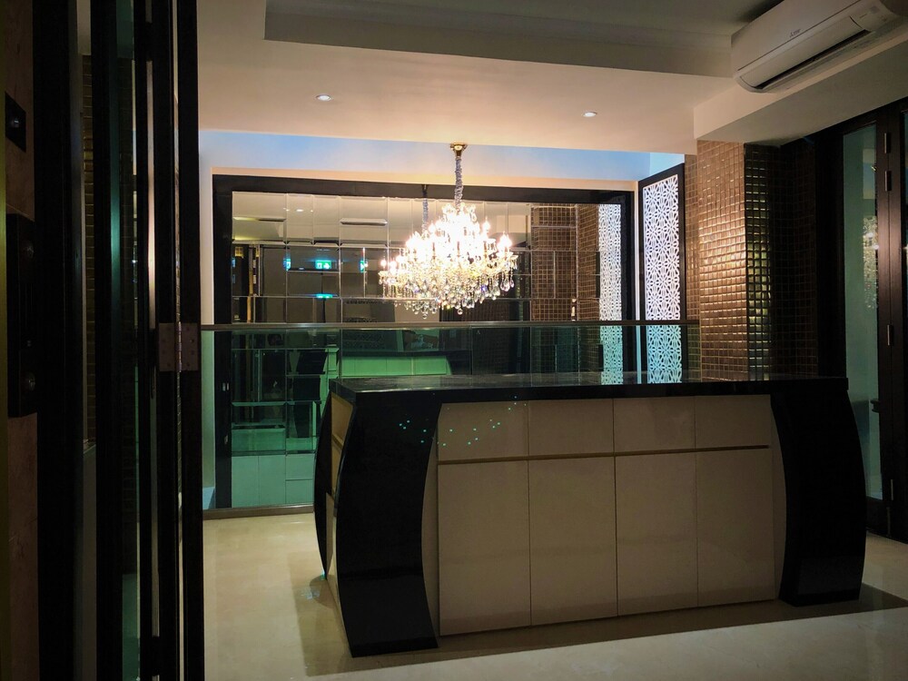Nanta Glam CM Hotel & Residences