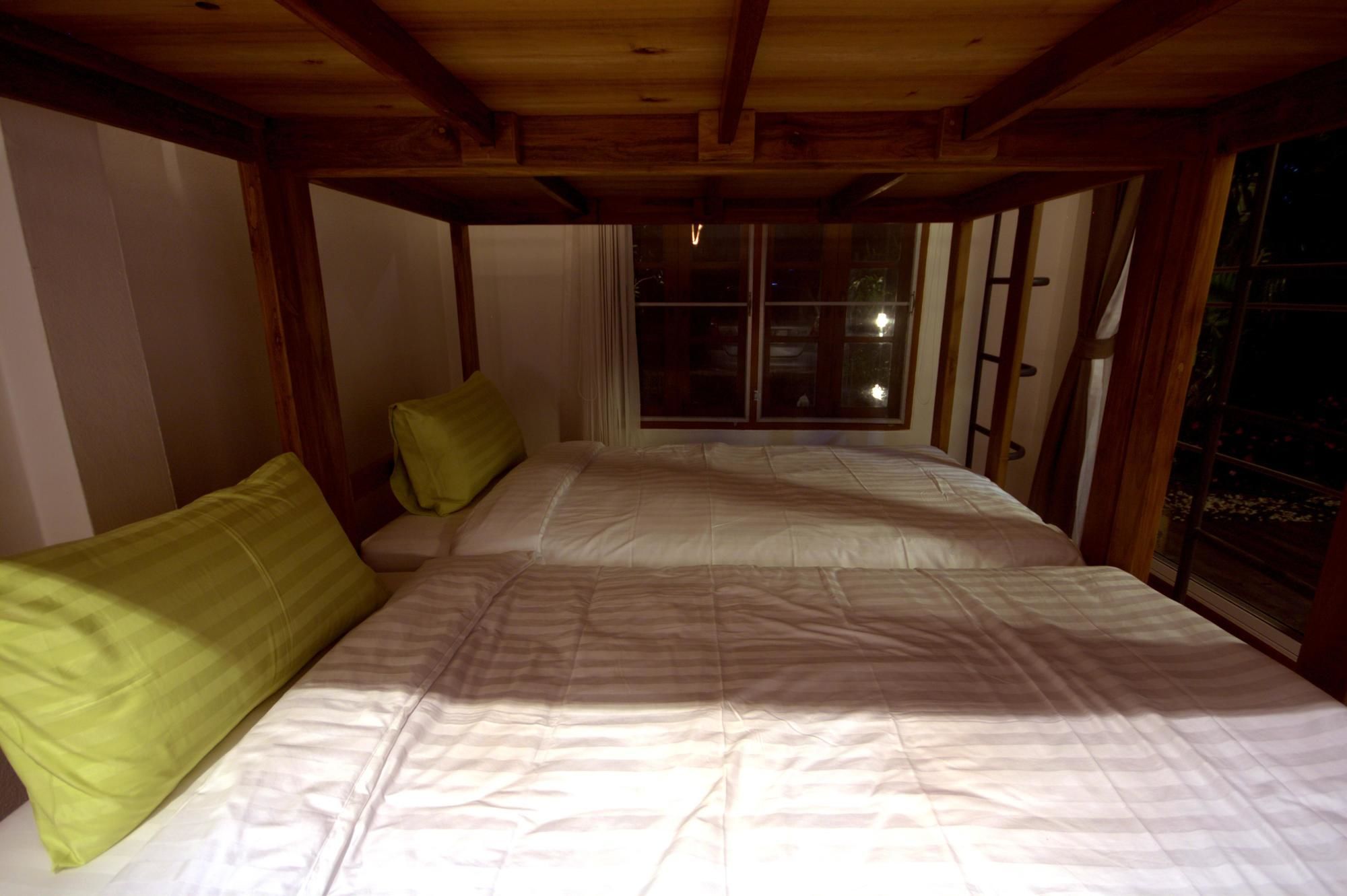 Nimman Pool Villa