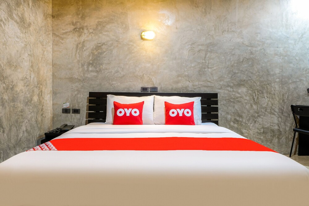 OYO 258 Warmtel Chiang Mai Cityhall