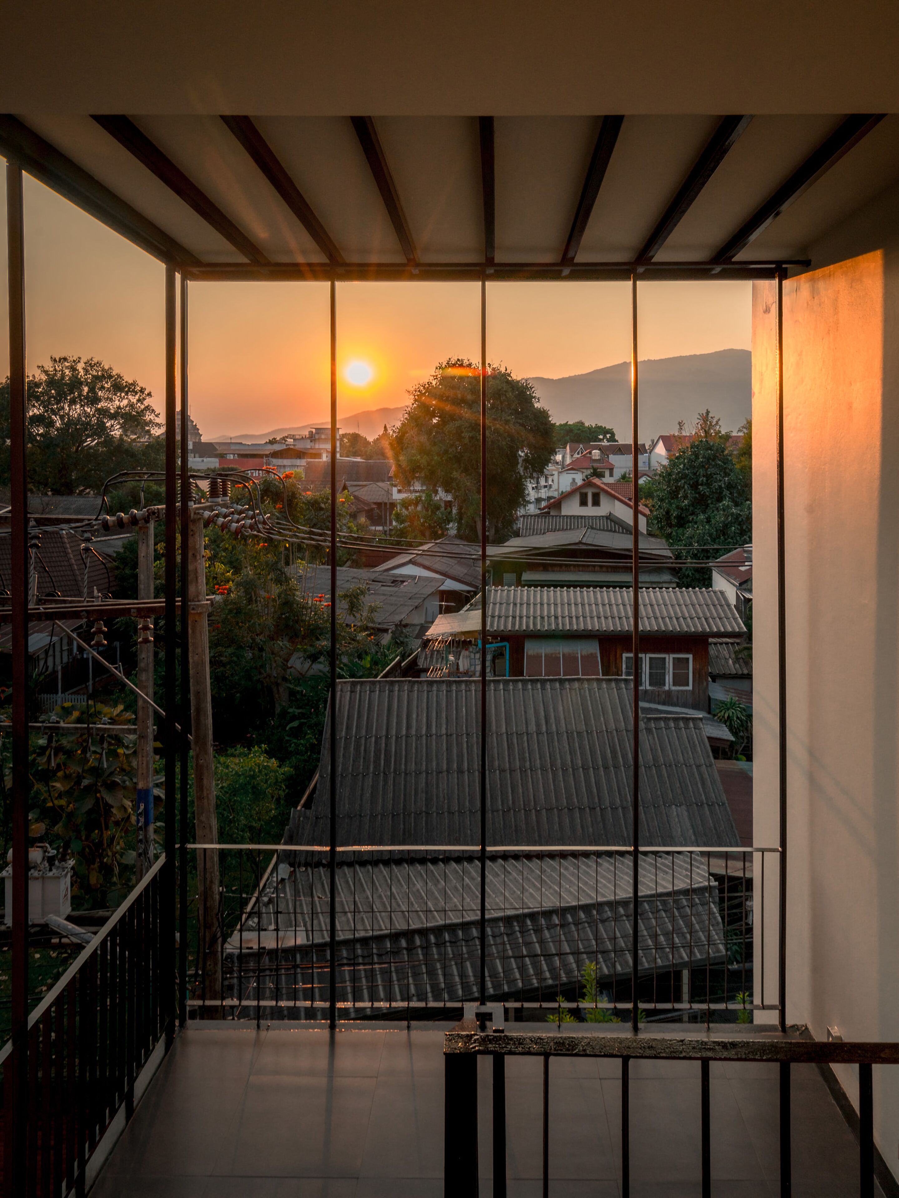 POR Thapae Gate