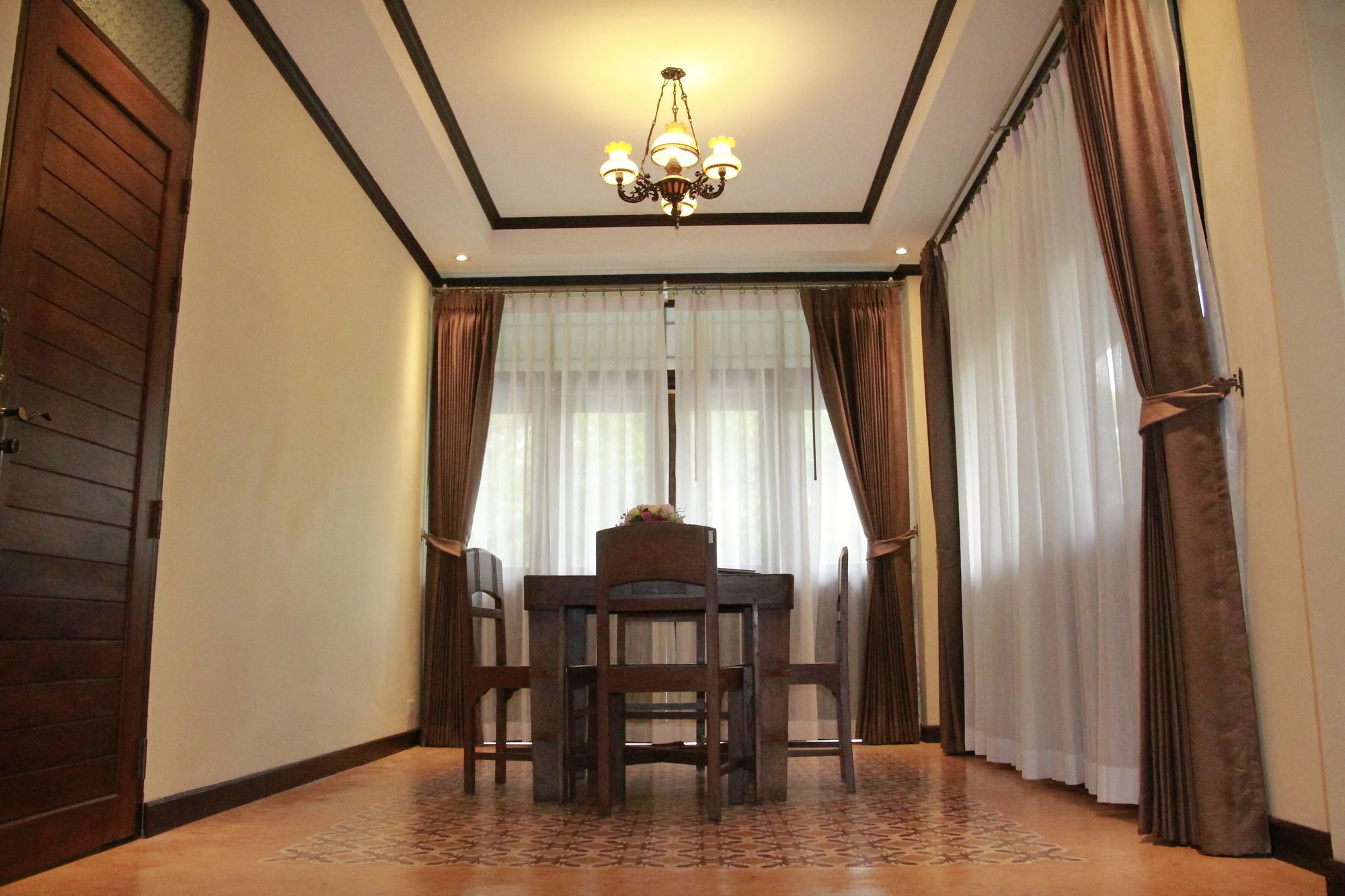 Ratchapruek Lanna Boutique
