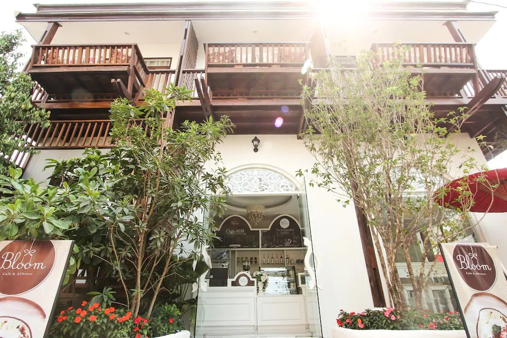 Ratchiangsaen Flora House