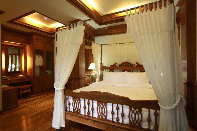 Rich Lanna House