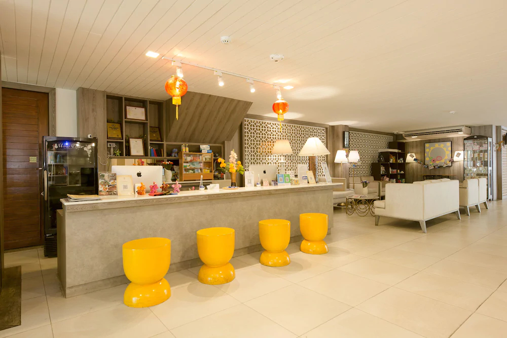 Riverside Floral Inn