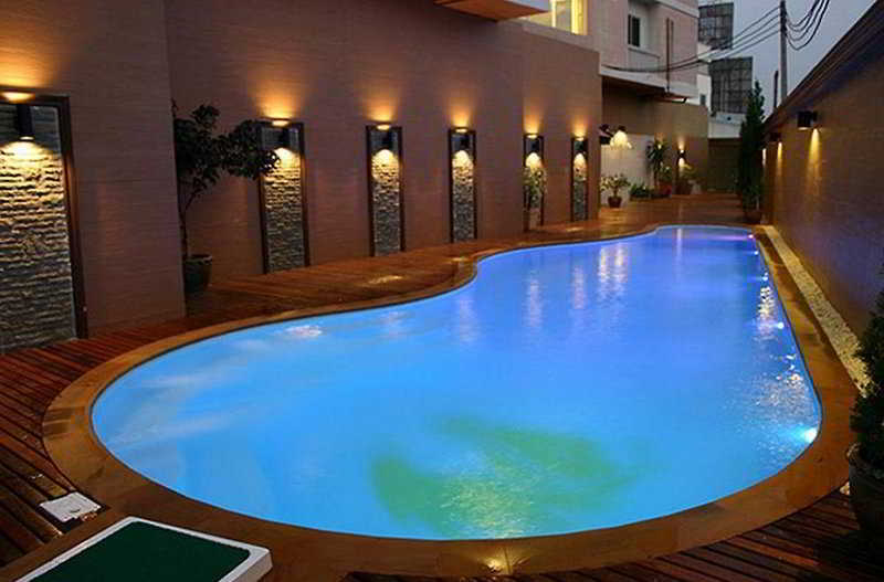 Royal Peninsula Hotel