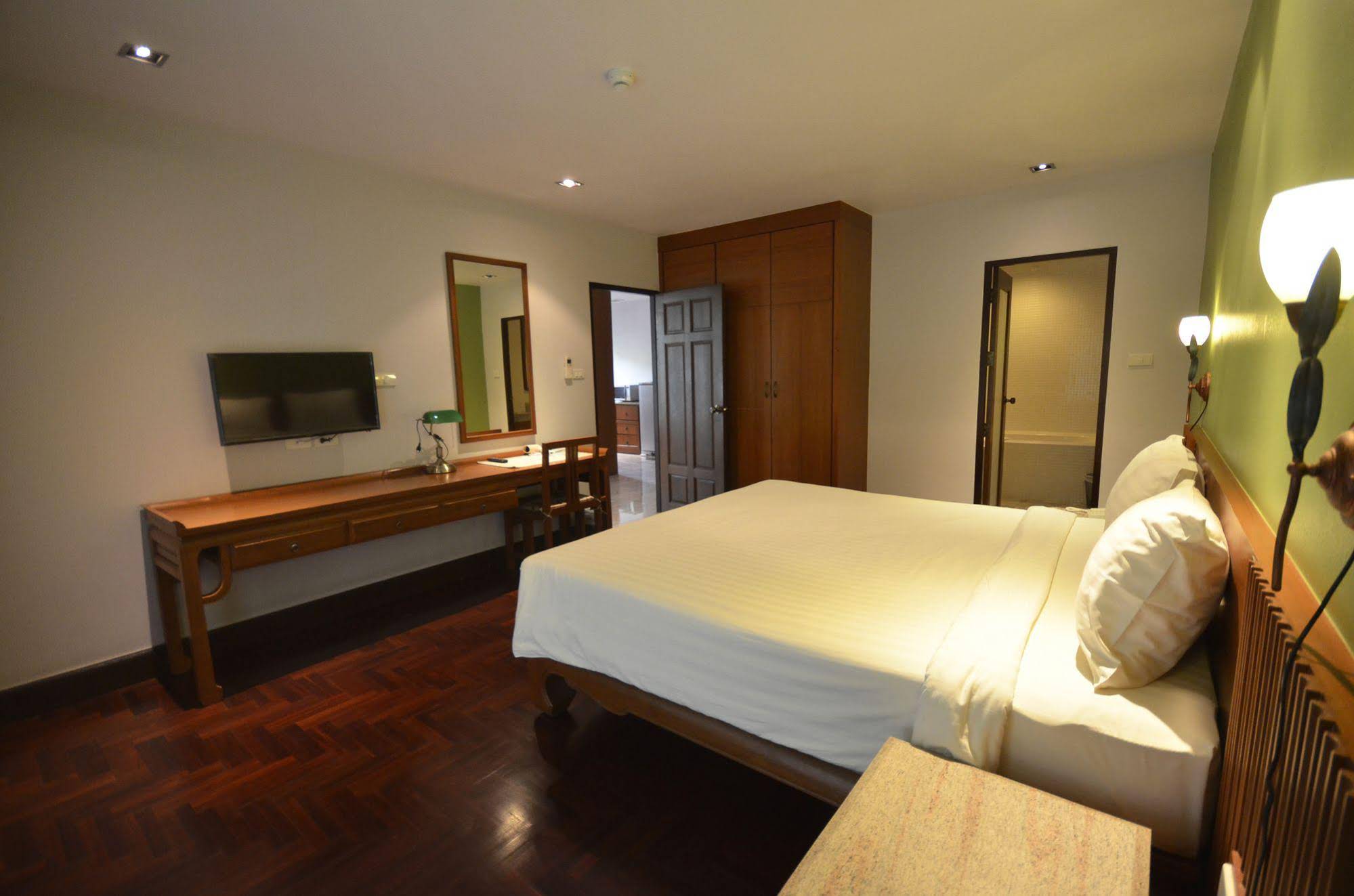 Sakorn Residence & Hotel