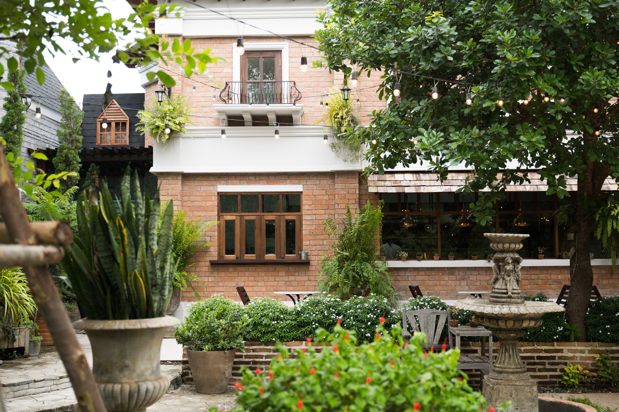 San Pareni Hotel