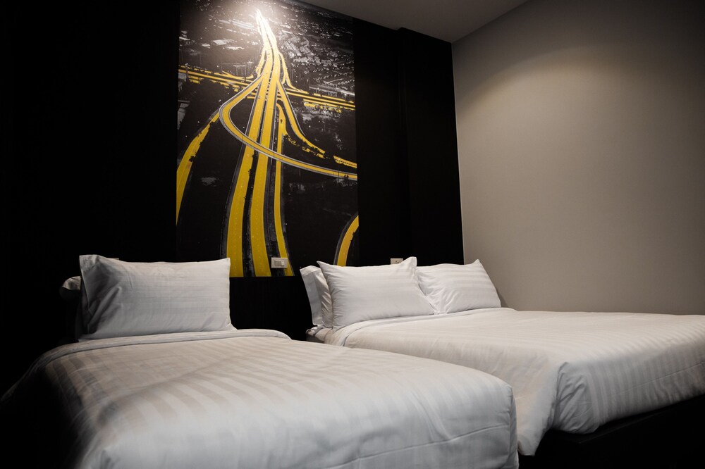 Sleep Mai Chiang Mai Airport Lifestyle Hotel