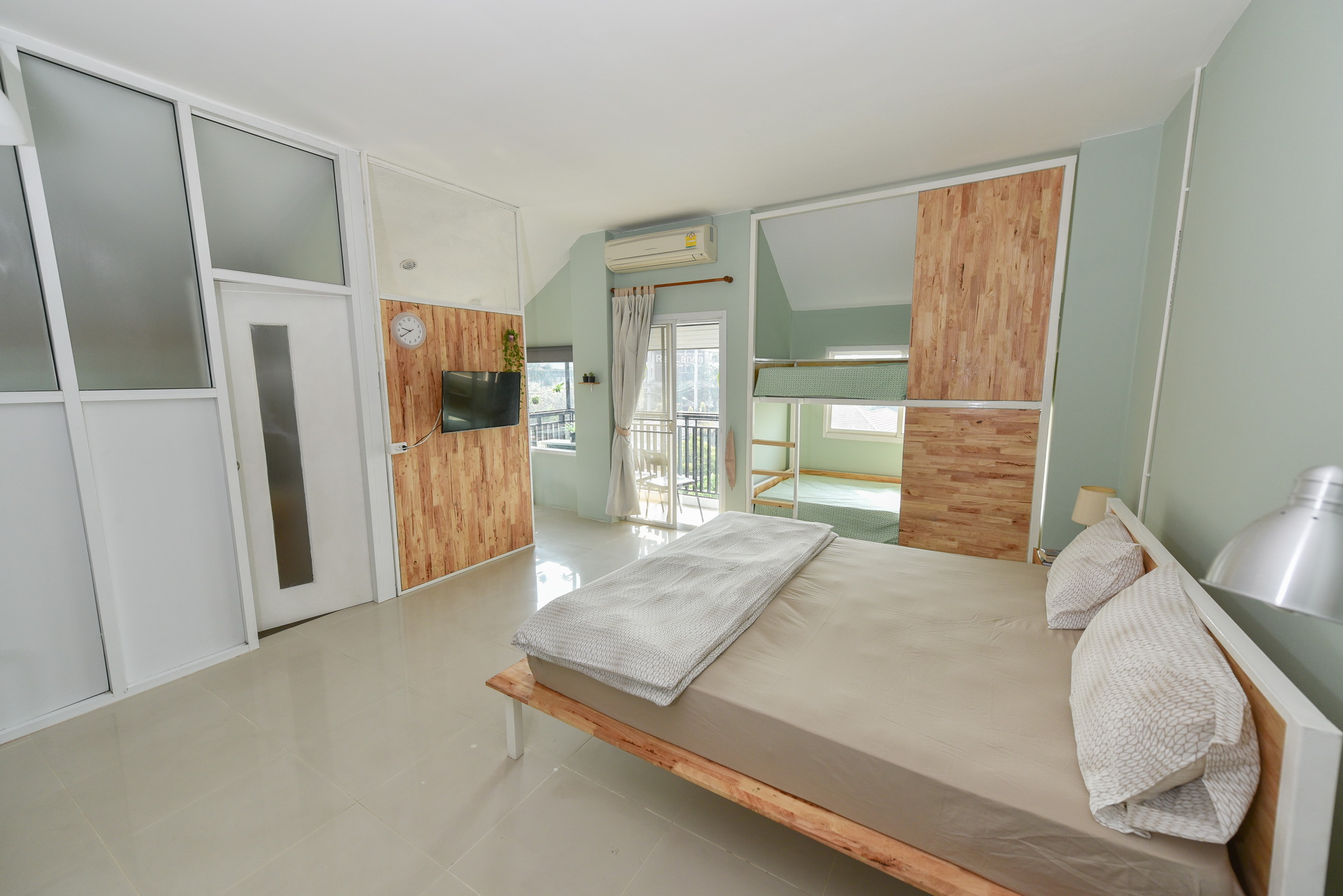 The Leaf Chiangmai Service Apartment