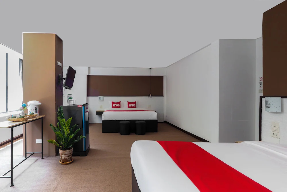 The Unique S Hotel by OYO Rooms