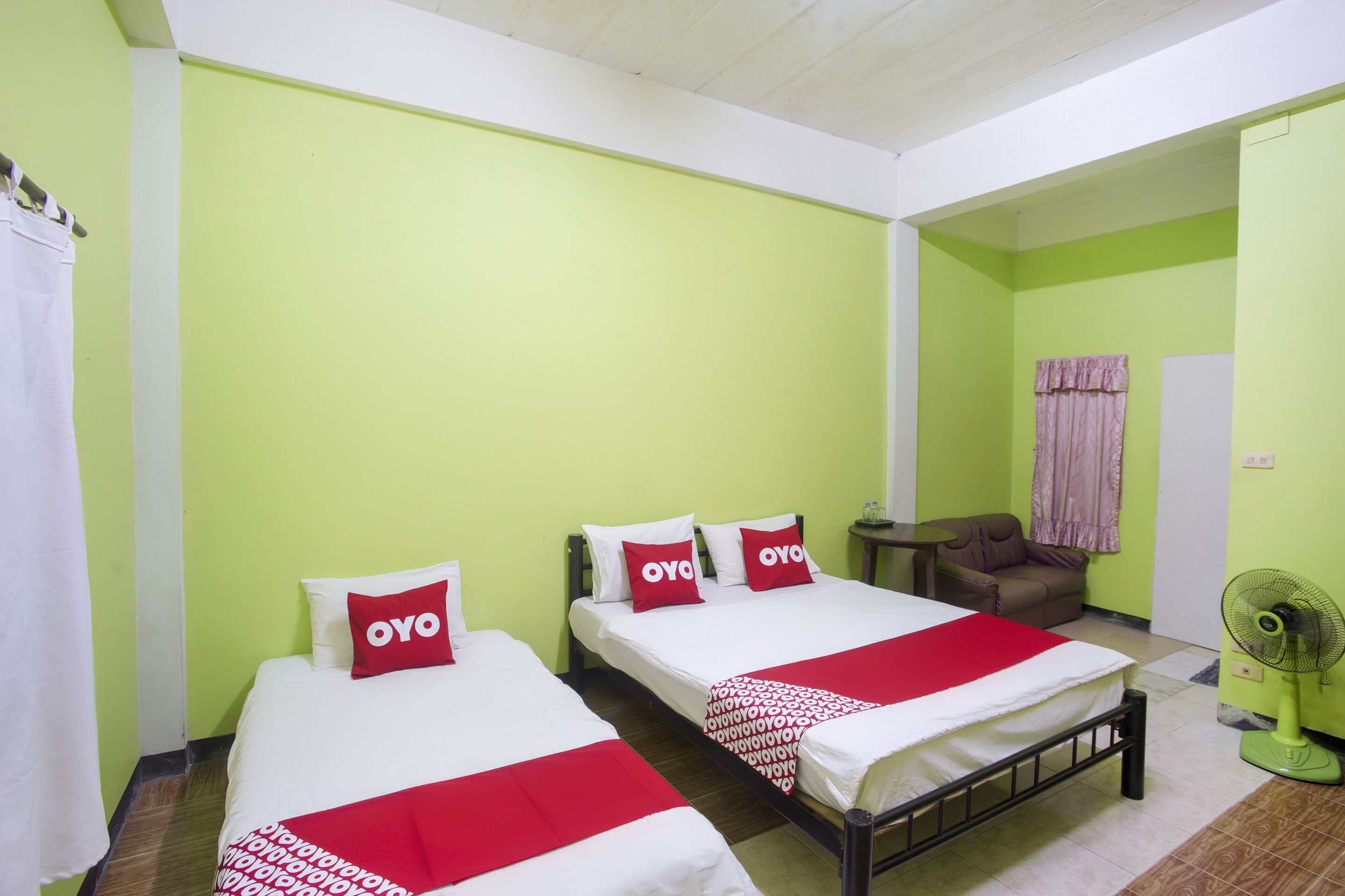 Thipsiri Home by OYO Rooms