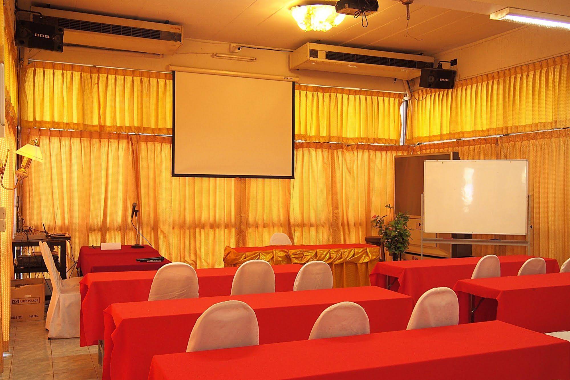 U-Sa Family Hotel