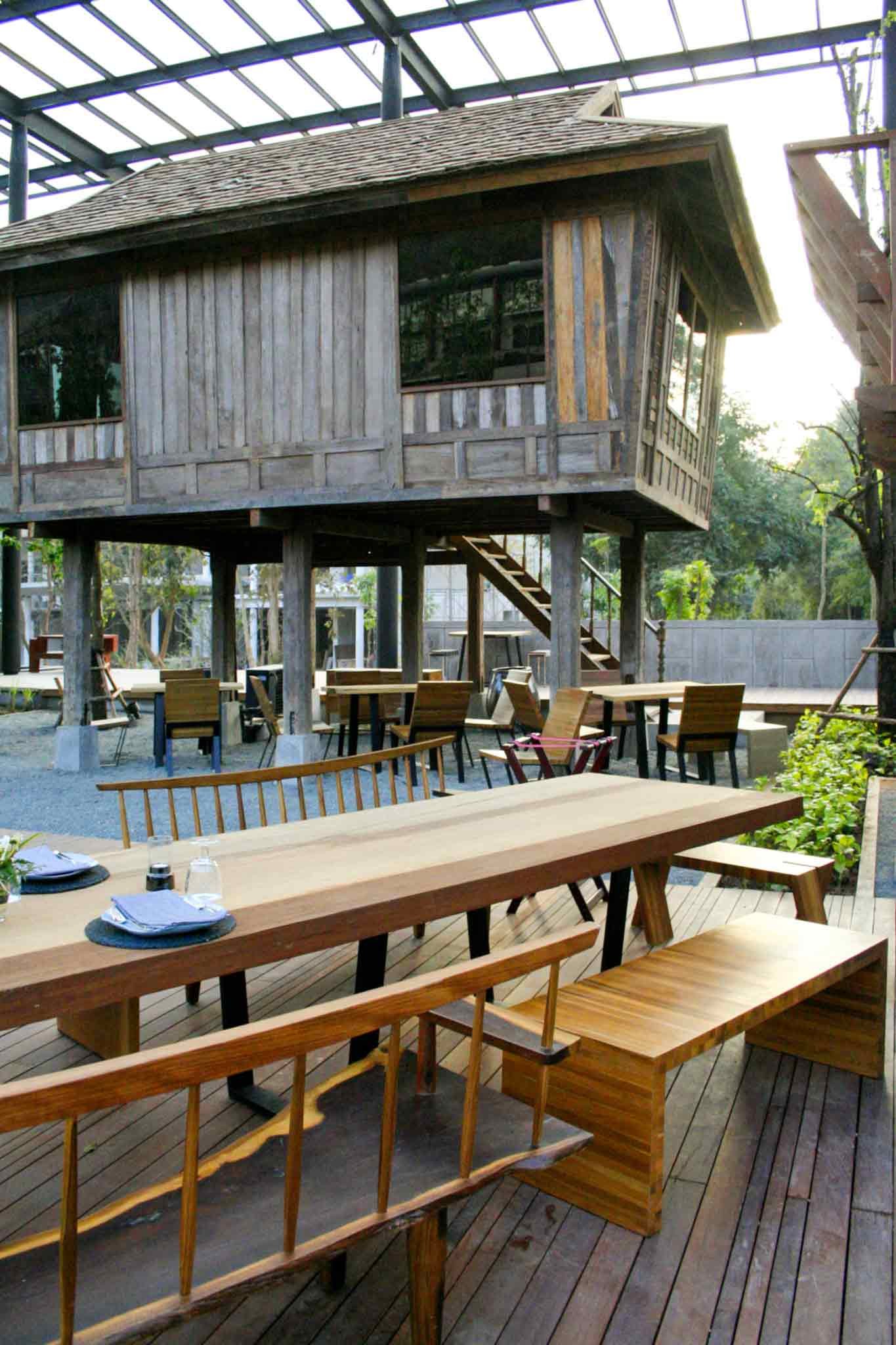 Veranda High Residence