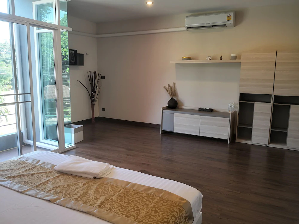 Votel Holiday House