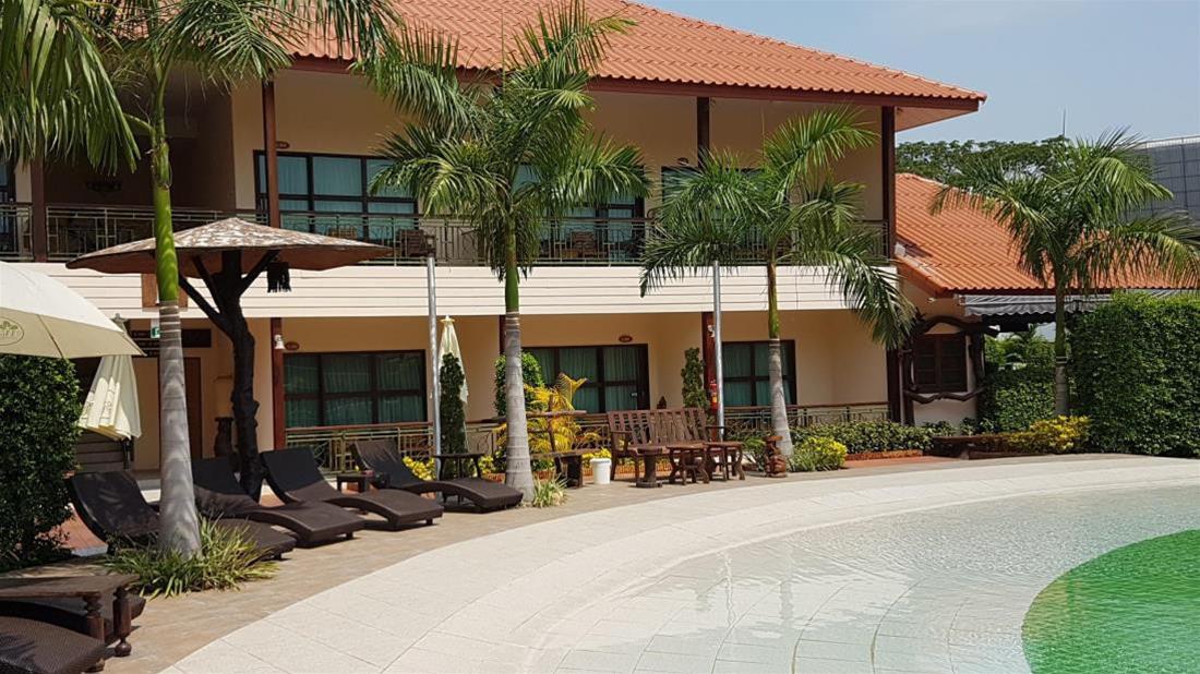 Woodfield Resort