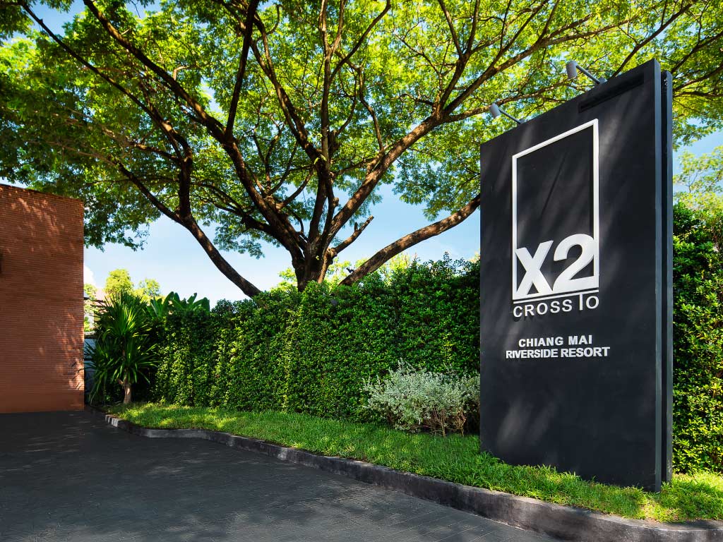 Cross Chiang Mai Riverside