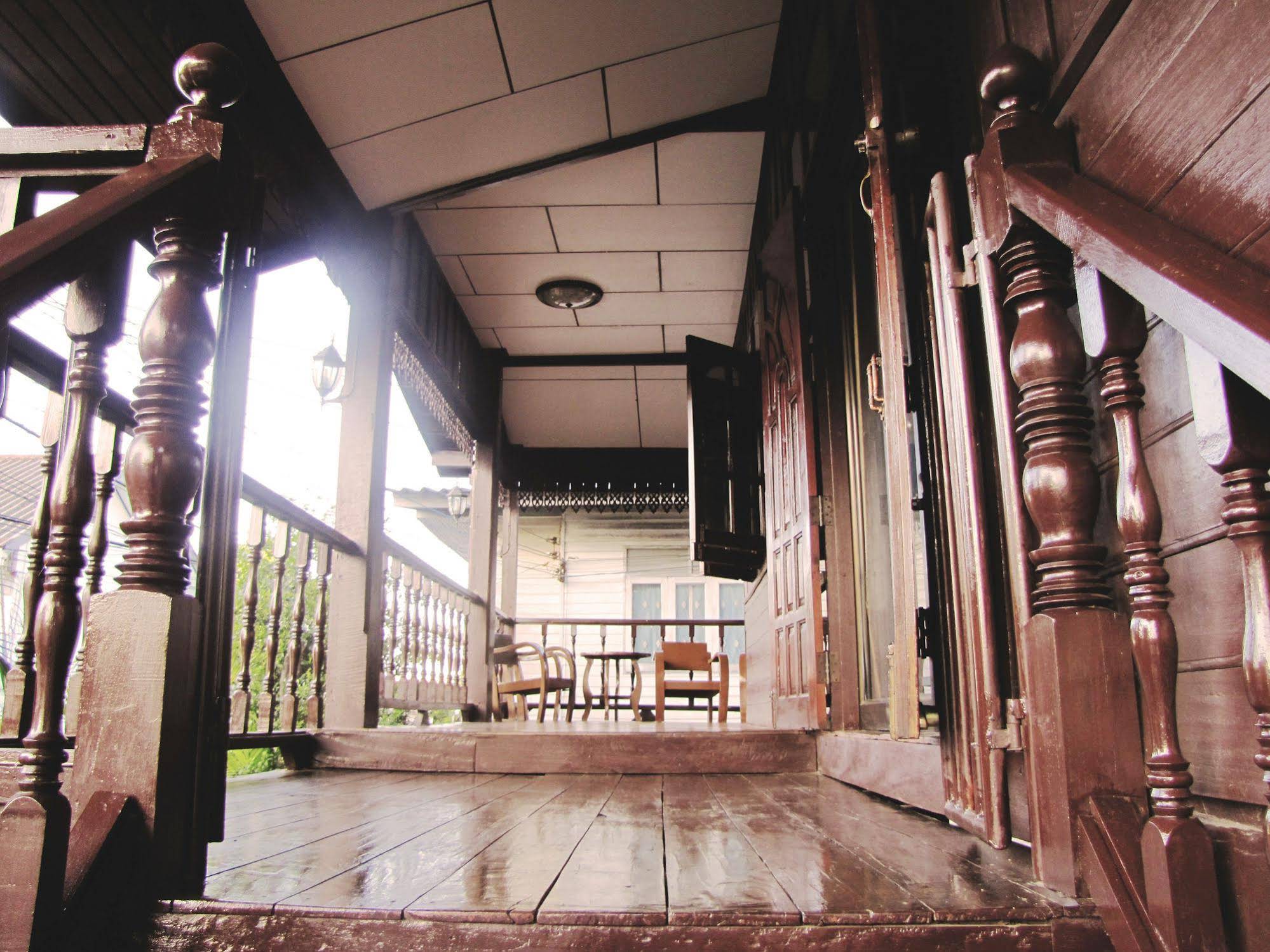 Huan Kawin Hostel
