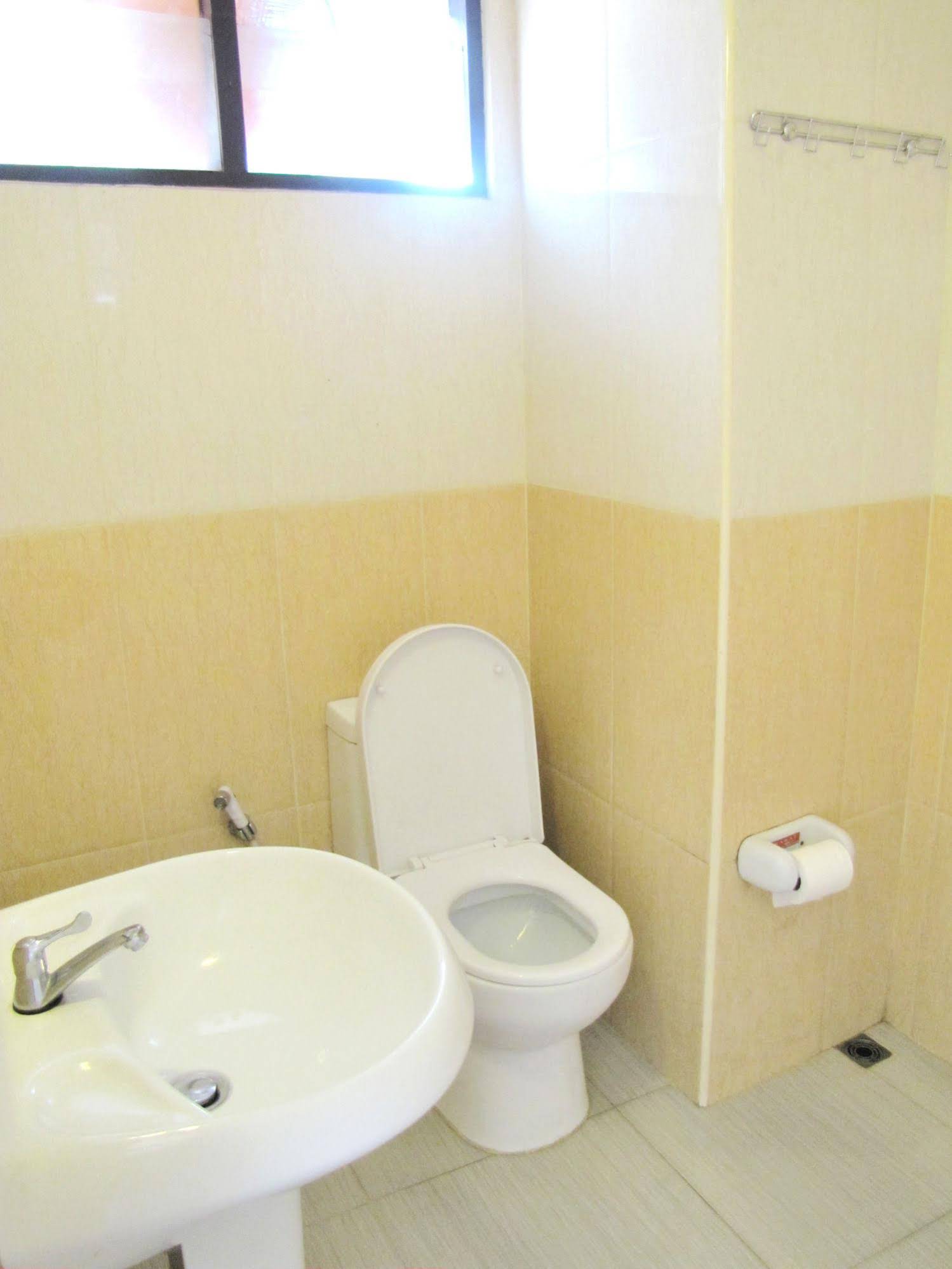 Huan Kawin Hostel