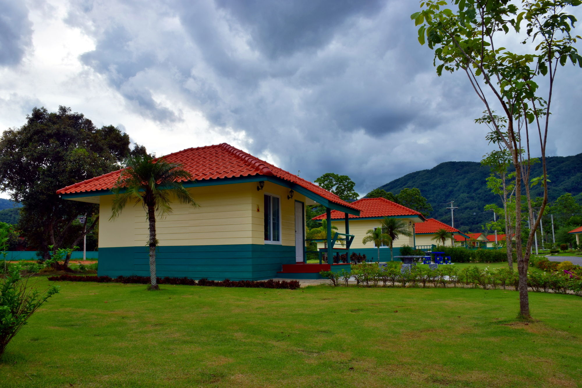 Kaeo Fa Sai Resort