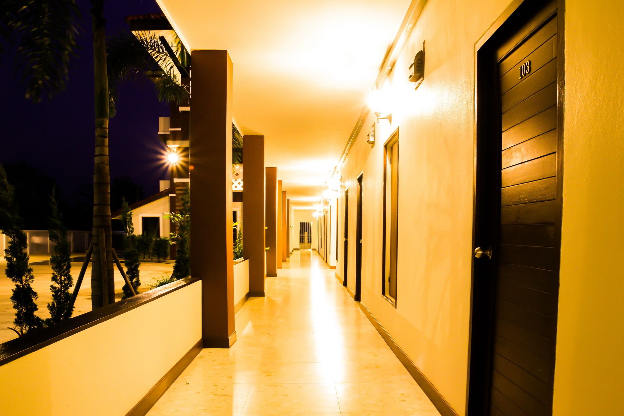 Mana Hotel