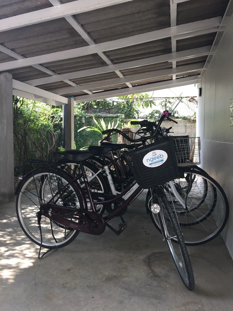 Ngeeb Bed & Breakfast