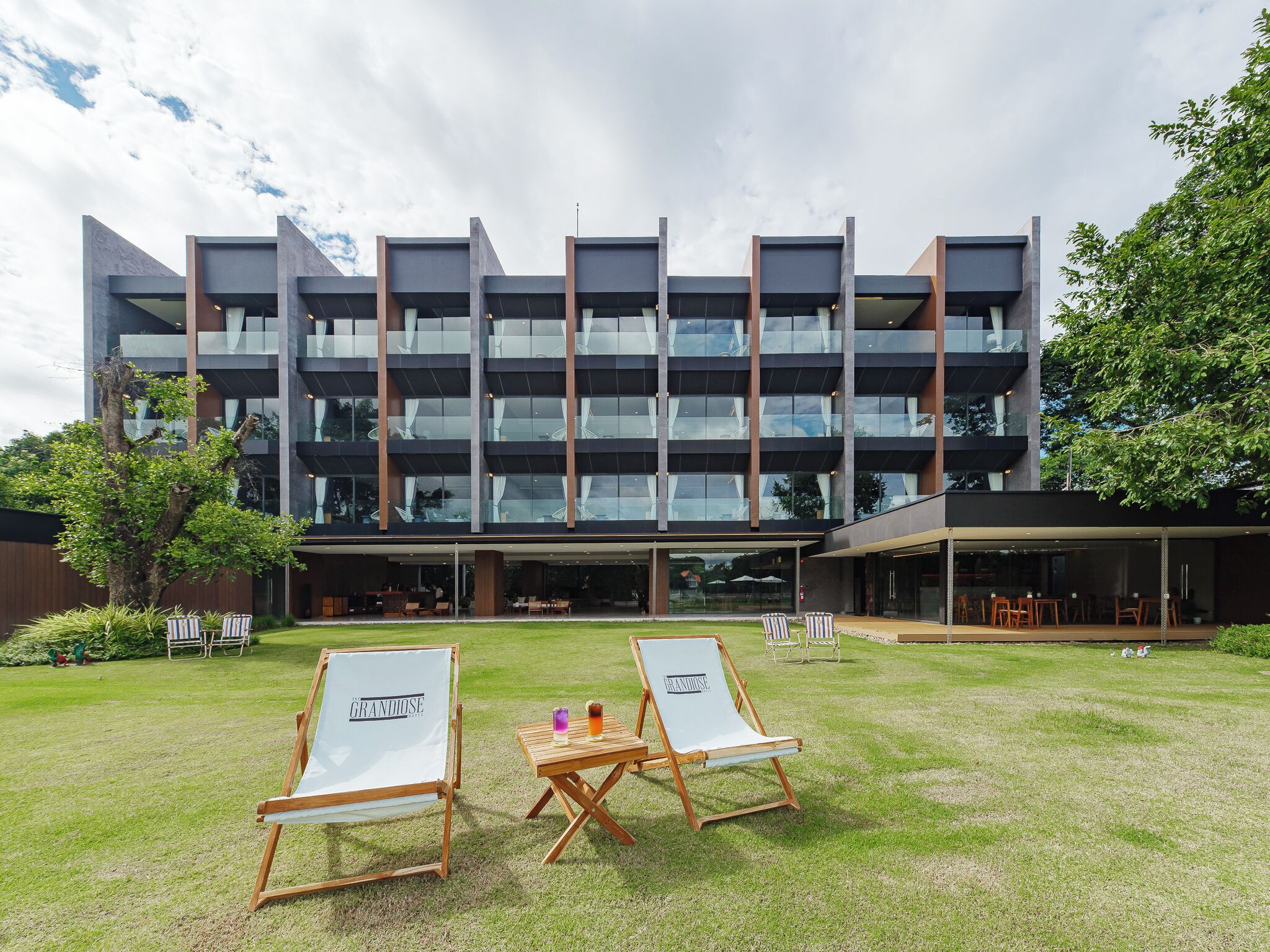 The Grandiose Hotel Chiang Rai