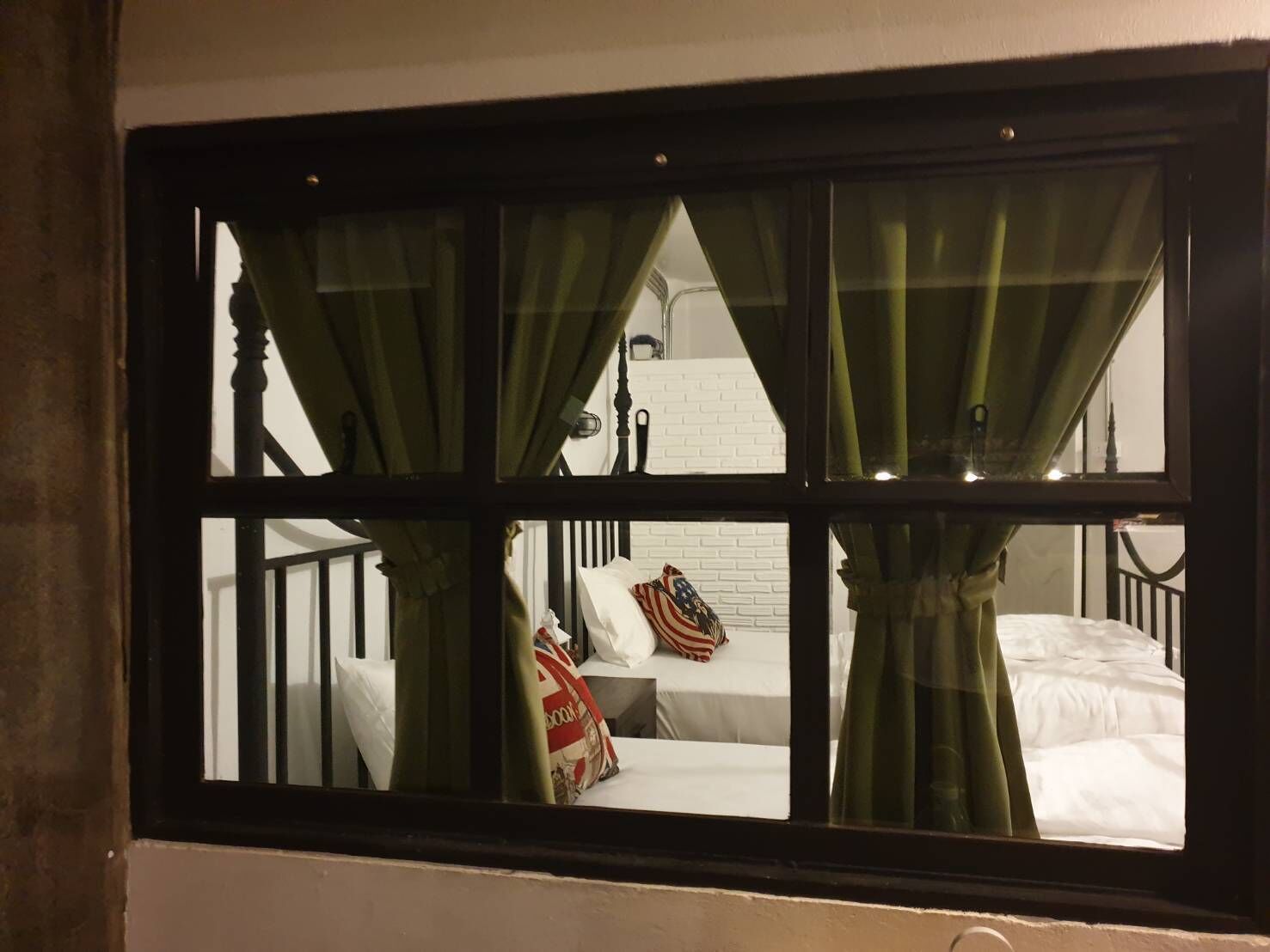 Uncle Hostel