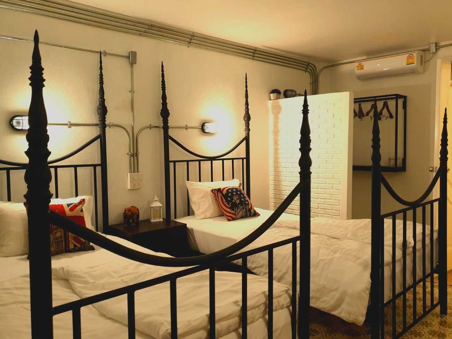 Uncle Hostel