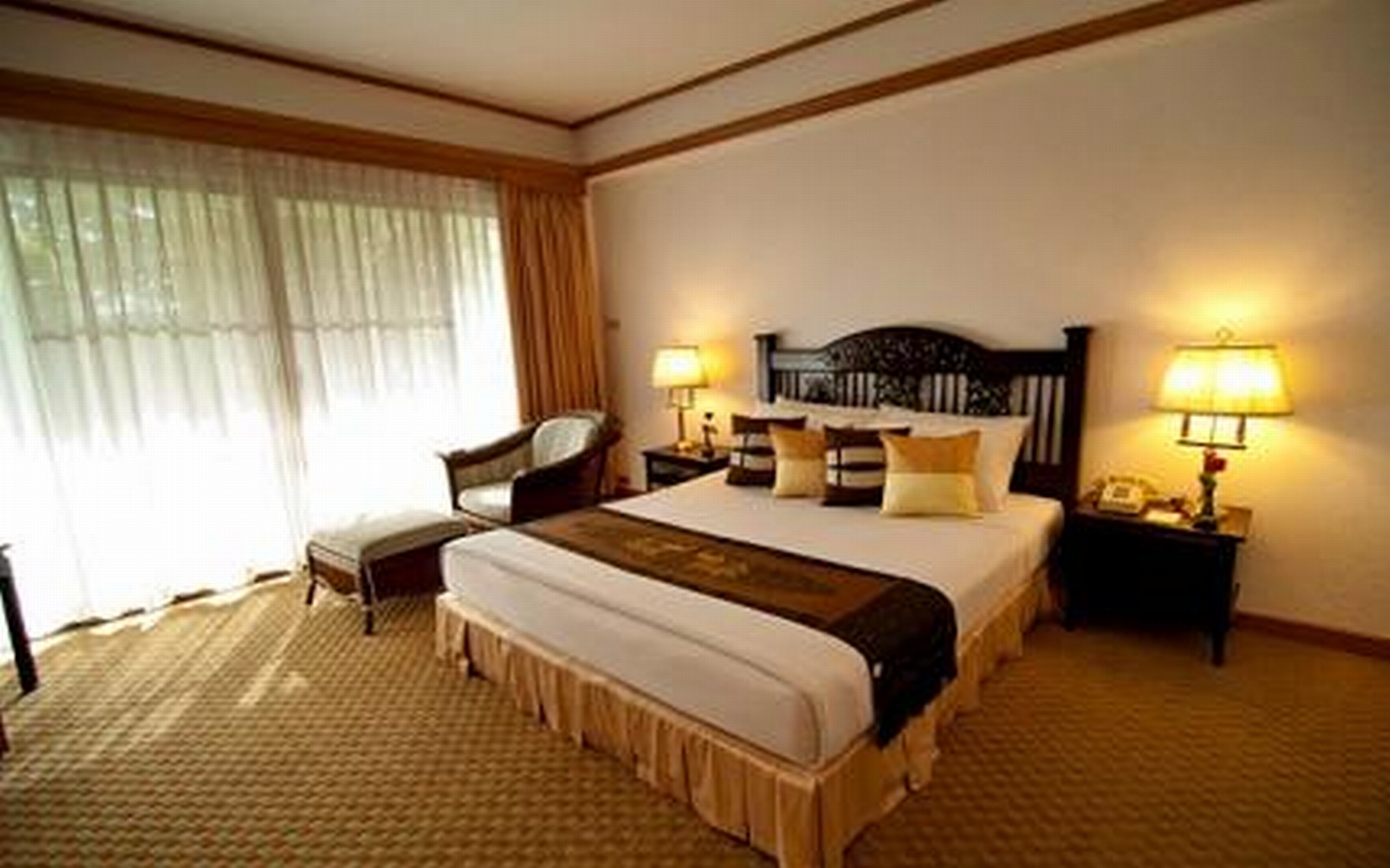 Wiang Indra Riverside Resort
