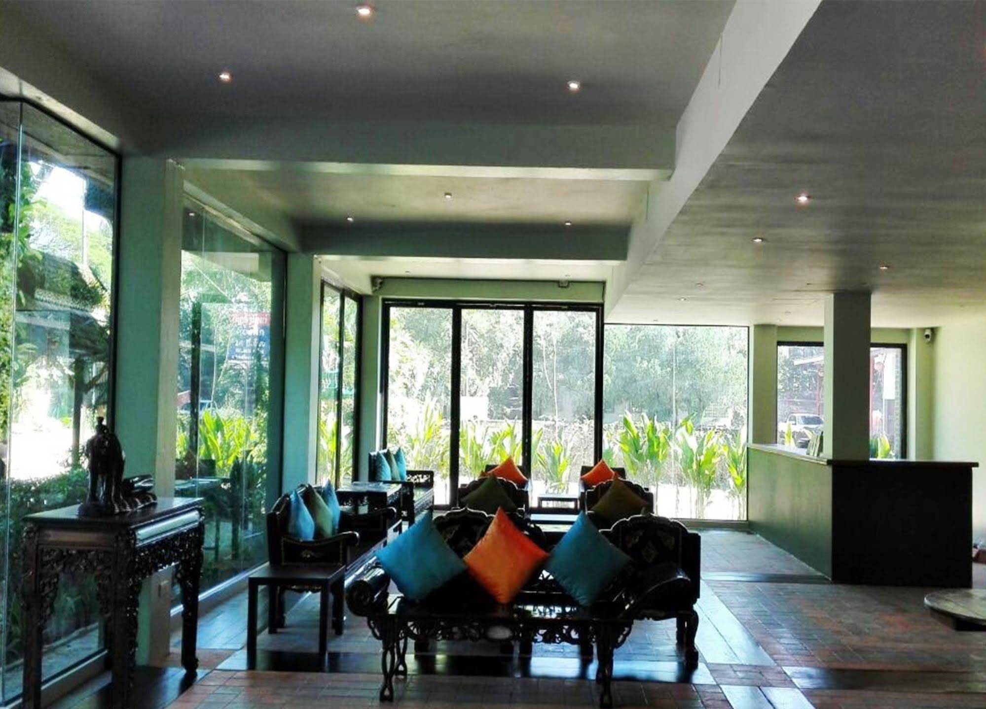 A Hotel Simply