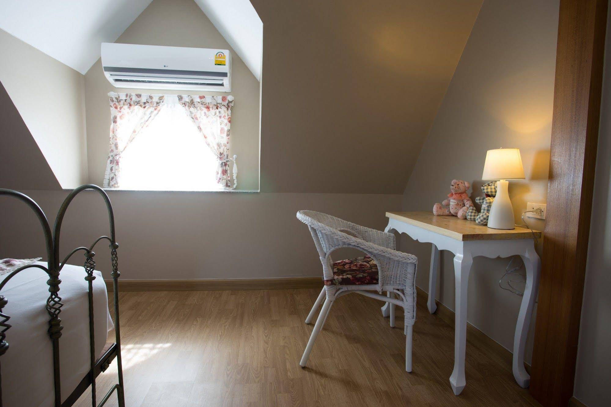 Hillsborough The English Country House Hotel & Leisure