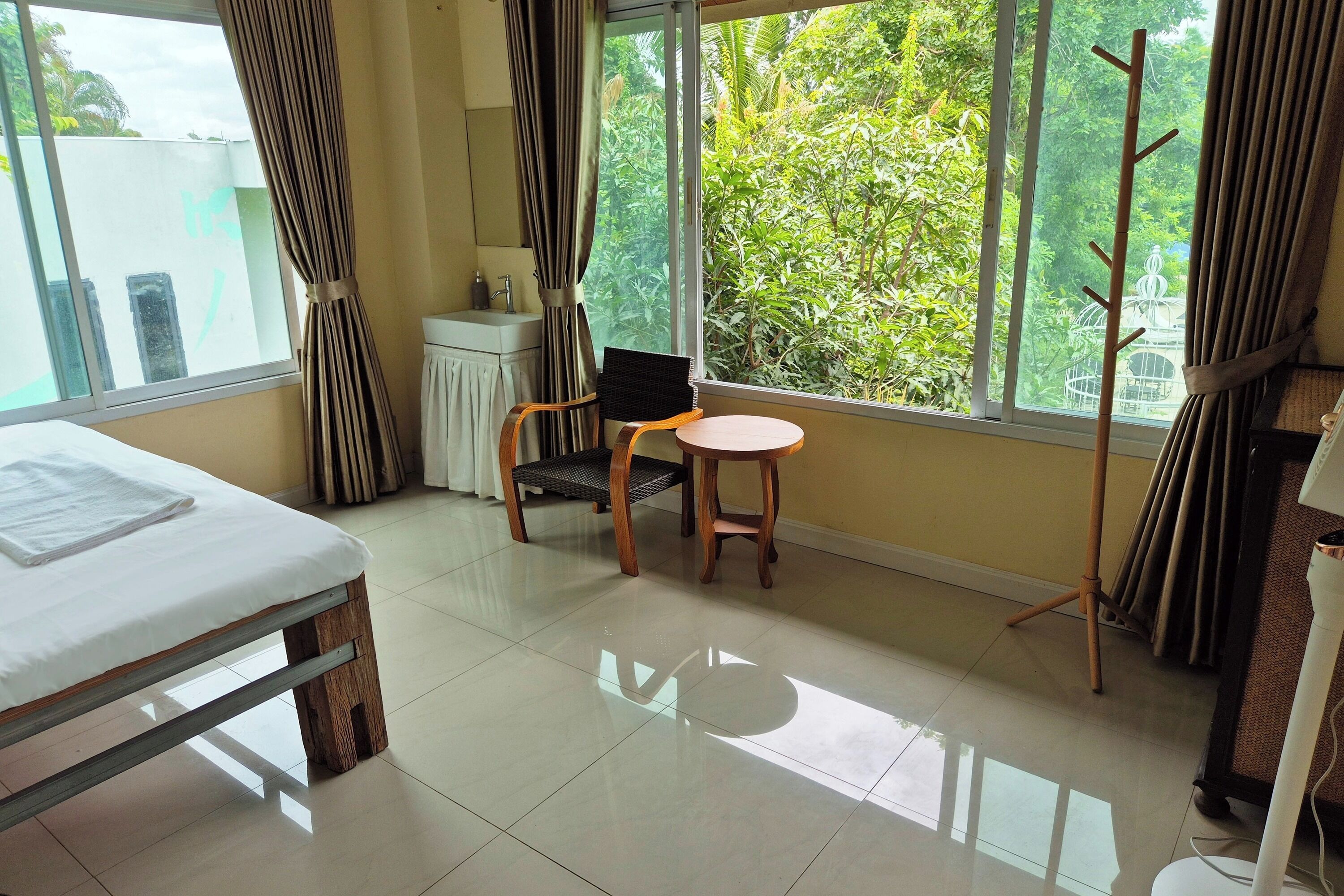 Thai Good Arts Resort